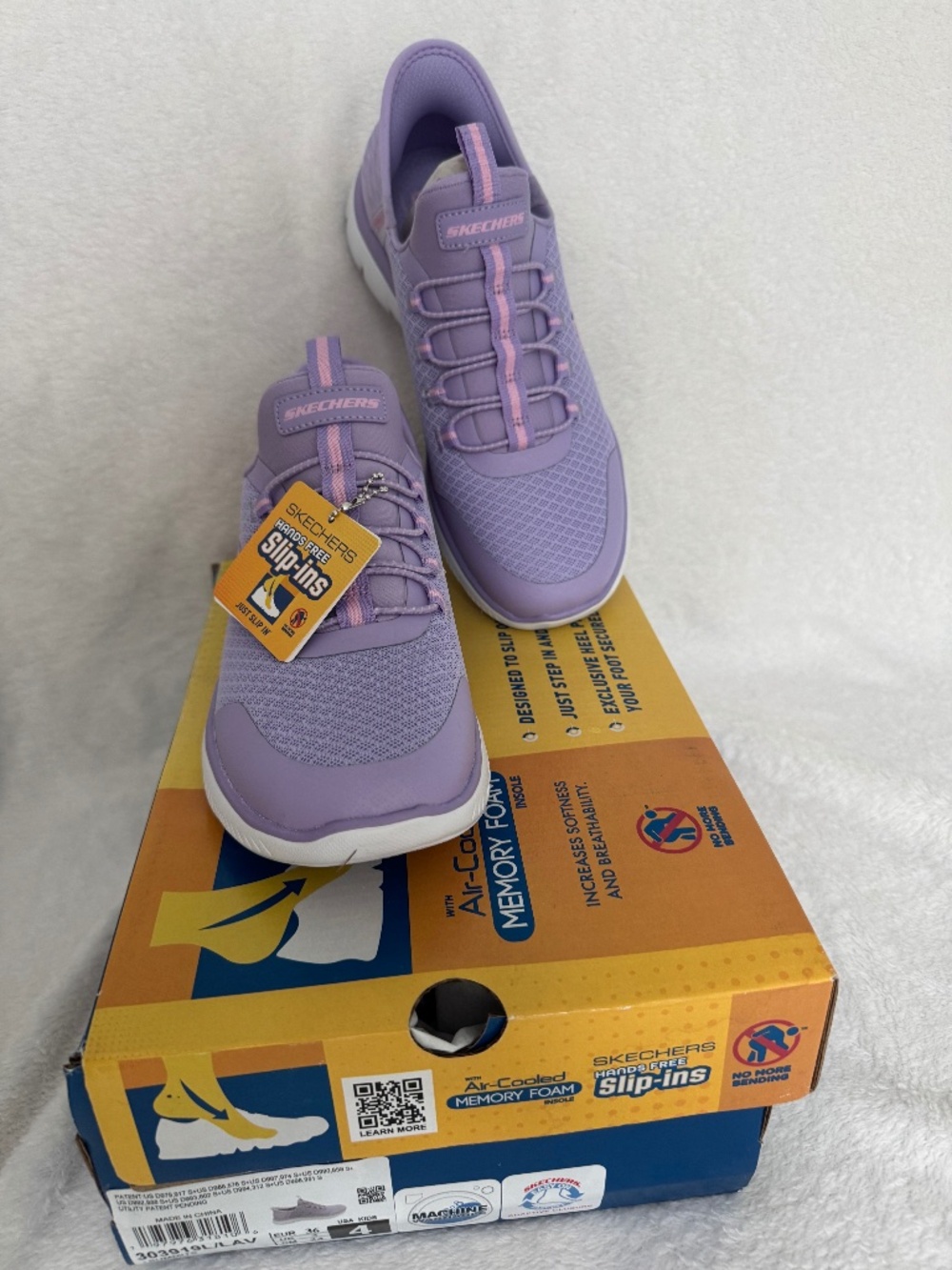 Skechers Girls Slip-in Sneakers Size 4